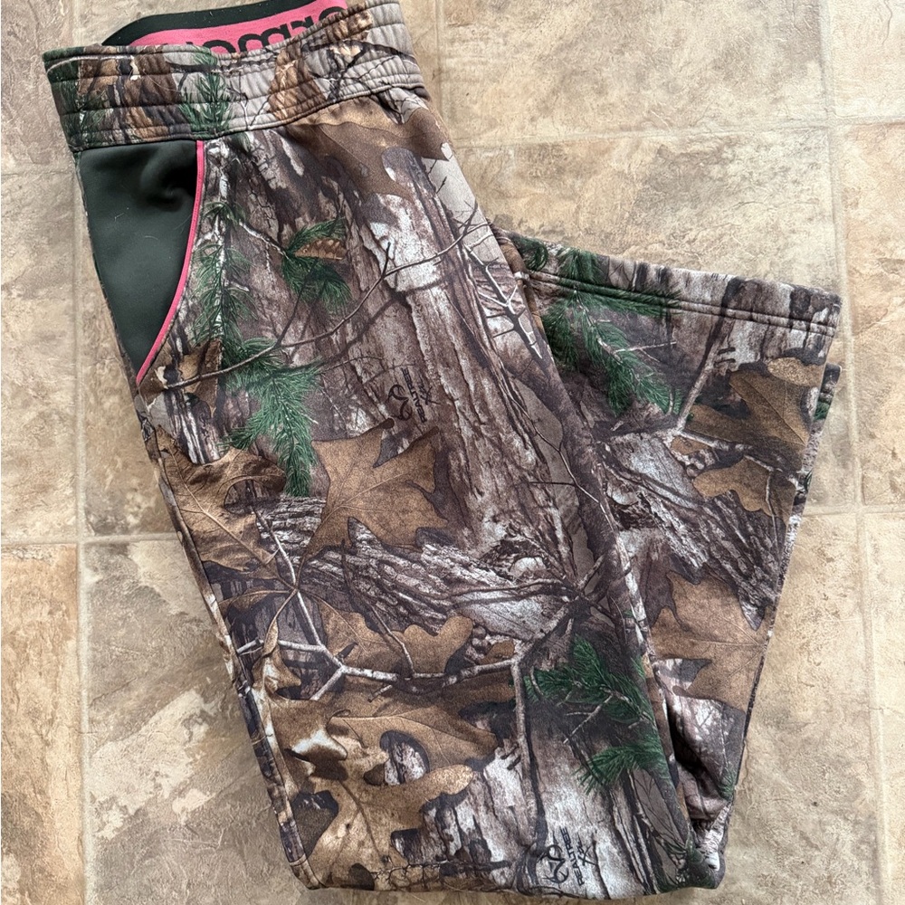 Women’s Under Armour Camouflage Sweats